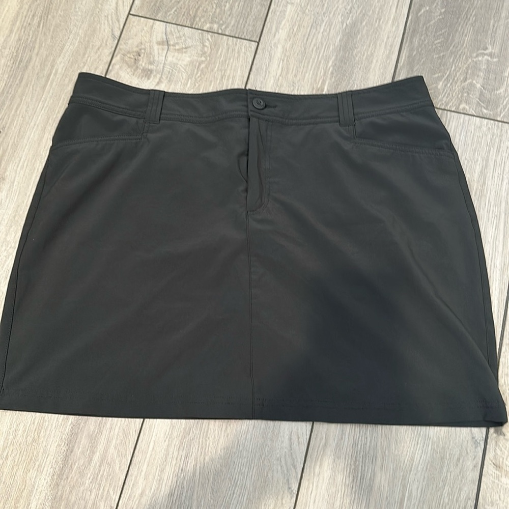 🎈3/10 Eddie Bauer skort